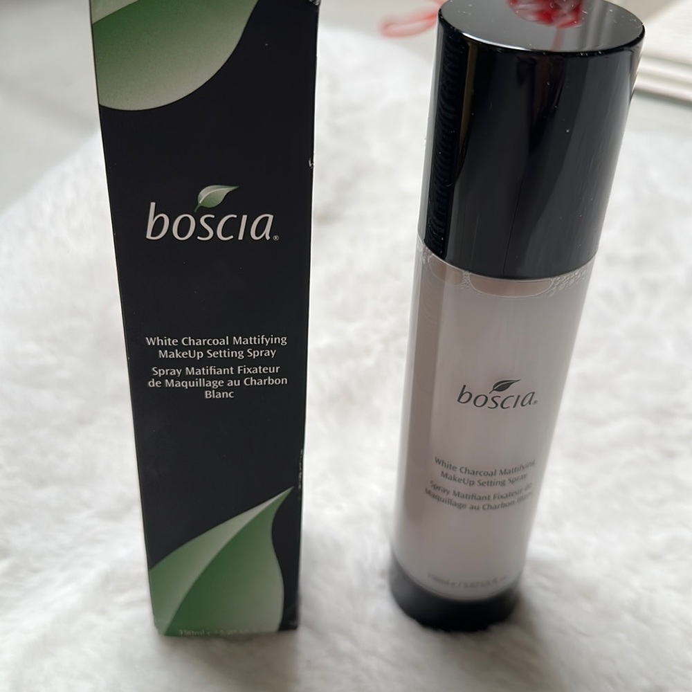 💖 5 for $25 💖 White Charcoal Mattifying Setting Spray